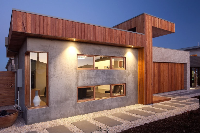 дом из бетона с облицовкой из дерева